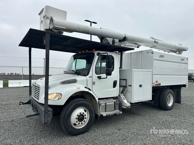 2016 Altec LT758 58 ft on 2016 Freightliner M2 106 4x2 Forestry Camion à godets