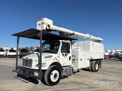 2015 Altec LR760-E70 70 ft on 2015 Freightliner M2 106 4x2 Forestry Bucket Truck