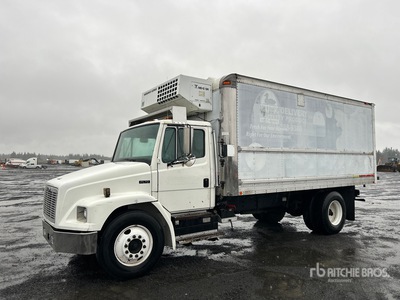 1999 Freightliner FL70 4x2 Camions réfrigérés