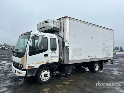 2003 Isuzu FRR 4x2 Extended Cab Refrigerated Truck