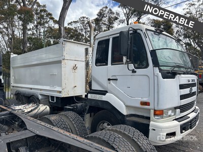 2006 Nissan UD CW445 6x4 3-Achs Kipper-Lkw (Inoperable)
