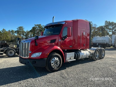 2017 Peterbilt 579 6x4 T/A Slaapcabine Trekker (Inoperable)