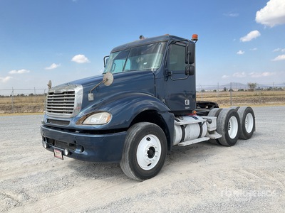 2012 Freightliner Columbia CL120 6x4 Tractocamion / Cabina per trattore stradale