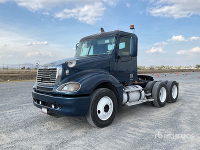 2012 Freightliner Columbia CL120 6x4 Tractocamion / Tracteur Routier