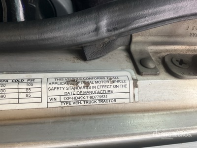 2009 Peterbilt 386 Tow Truck