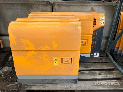 Quantity of Hyundai Excavator Doors