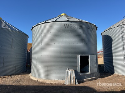 Westeel Rosco +/- 3300 bu 5 Ring Grain Bin