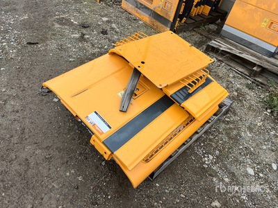 Quantity of Hyundai Excavator Doors