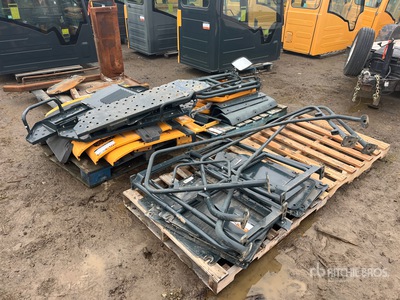 Quantity of (4) Pallets of Hyundai Excavator Parts - Fits Hyundai 220HX AHW/300HX AHW