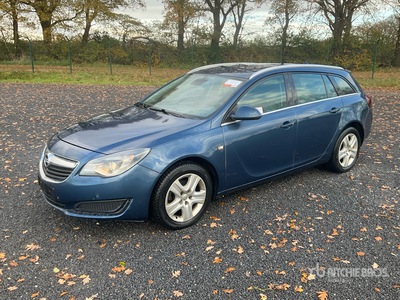 2017 Opel Insignia CDTI سيارة