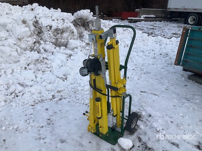 Sumner 2311 Drywall Lift / Material Hoist