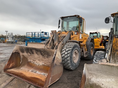 2004 Volvo L70E Chargeuse sur roues (Inoperable)