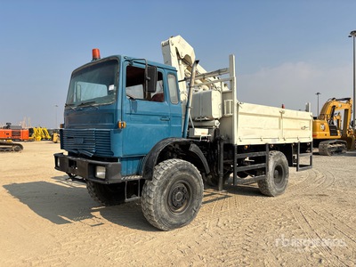 PM 11021 on 1992 Iveco 110-17 4x4 Flatbed Truck with Crane