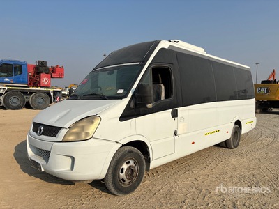 2009 Iveco 50E4 4x2 19-Seat Crew Carrier Bus