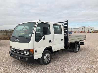 2006 Isuzu NPR77 4x2 Crew Cab Flatbed Truck