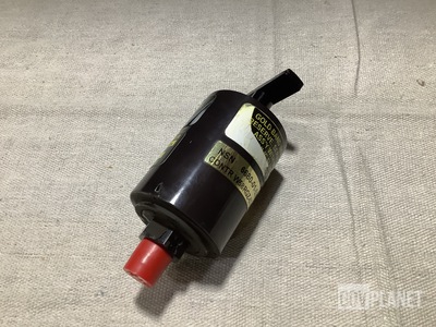 (3) Liquid Quantity Indicators