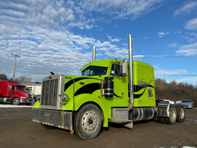 1996 Peterbilt 379 6x4 T/A Sleeper Truck Tractor