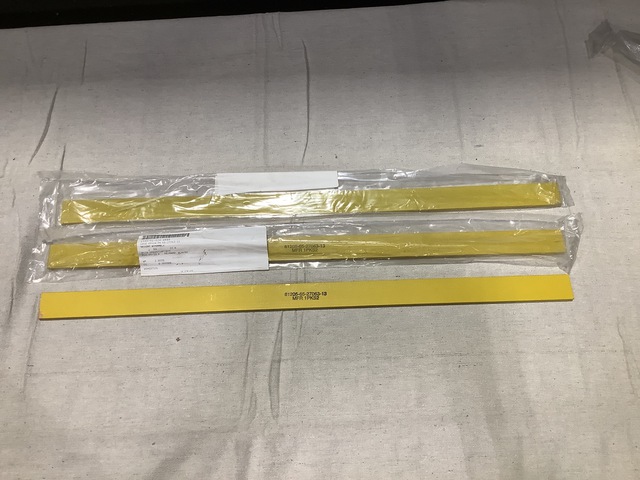 (18) Boeing 65-27063-13 Weight Assemblies