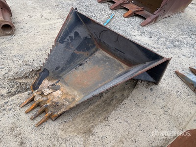 Tomahawk 16 in Skid Steer Asphalt Shovel