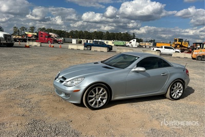 2006 Mercedes-Benz SLK350 Automobile