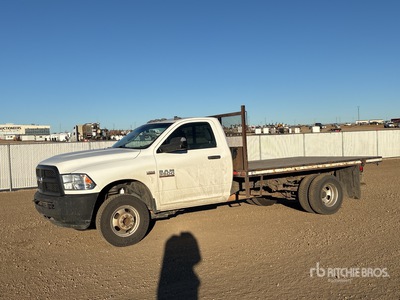 2017 Ram 3500 4x4 Flatbed Truck