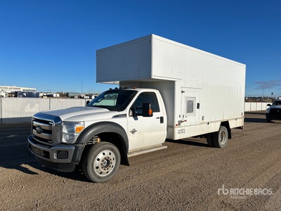 2015 Ford F-450 XLT 4x4 Van Truck