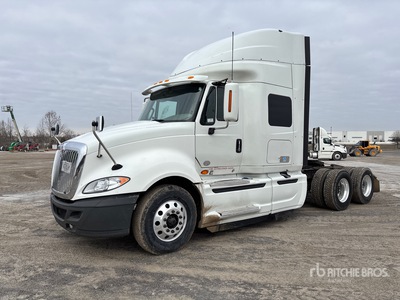 2015 International Prostar+ 6x4 تراكتور شاحنة كابينة النوم (ثنائية المحور)