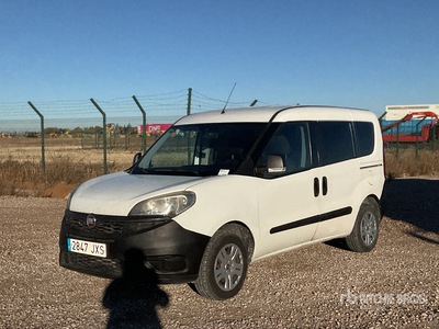 2016 Fiat Doblo فان نقل ركاب