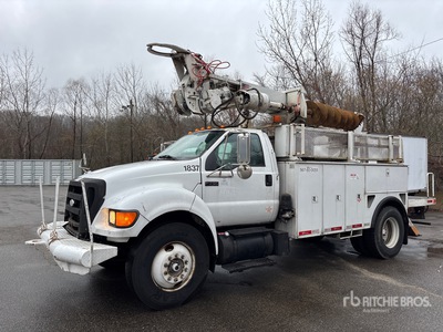 2008 Terex C4045 on 2008 Ford F-750 XL 4x2 Camion pelle (Inoperable)