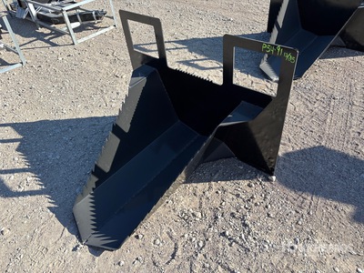 Kit Containers QT-TS-40 26 in Skid Steer Stump Bucket (Unused)