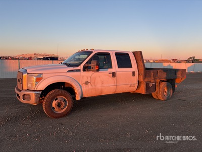 2013 Ford F-350 Flatbed Truck