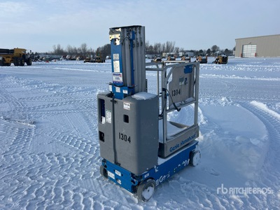 2020 Genie GR20 Vertical Mast Lift