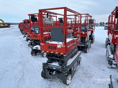 2018 Skyjack SJIII-3219 Electric シザーリフト (Inoperable)