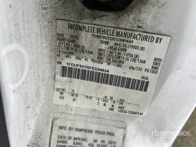 2015 Ford F-550 4x4 Service Truck