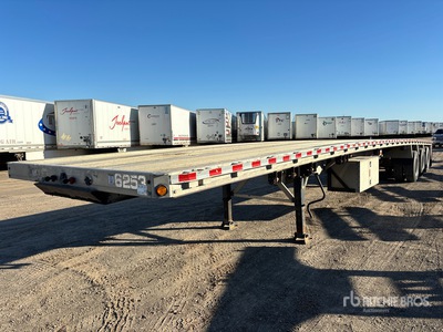 2009 Reitnouer 53 ft Tri/A Flatbed Trailer
