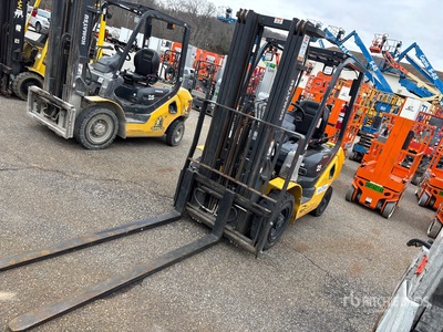 2021 Komatsu FG25T-16 4650 lb Pneumatic Tire Pneumatic Tire Carretilla Elevadora