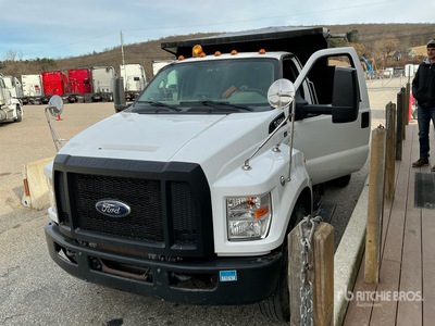 2018 Ford F-750 4x2 Kiepwagen met open laadbak