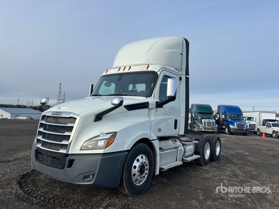 2020 Freightliner Cascadia 126 6x4 T/A Day Cab Truck Tractor