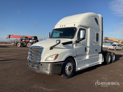 2019 Freightliner Cascadia 126 6x4 T/A Sleeper Truck Tractor