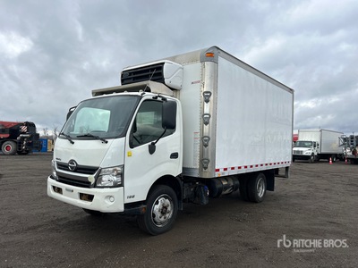 2016 Hino 195 4x2 COE Camions - frigorifiques