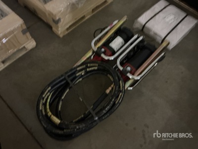 Quantity of (2) Mustang CV3500 Betonnen trilnaald (Unused)