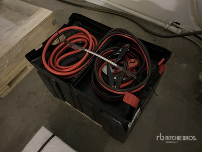 Quantity of (5) 25 ft, 800 amp Booster Cables Divers - Magasin, entrepôt, consommateur (Unused)