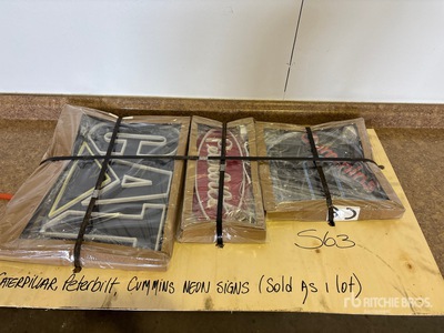Caterpillar, Cummins, Peterbilt Neon Signs その他 - 店舗 & 倉庫 (Unused)