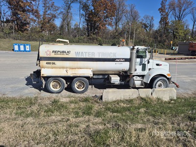 2007 Peterbilt PB335 Water Truck