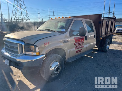 2002 Ford F-450 XL 4x2 Crew Cab Flatbed Truck