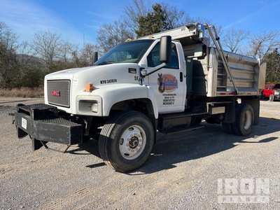 2004 GMC C7500 4x2 S/A Dump Truck