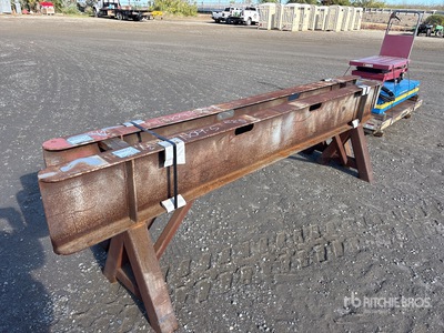 Quantity of (2) Sawhorses Utensili