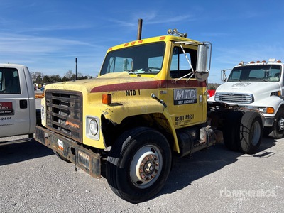 1989 International 1955 4x2 Cabina per trattore stradale 2 assi (Inoperable)