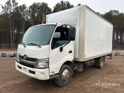 2017 Hino 165 4x2 Van Truck