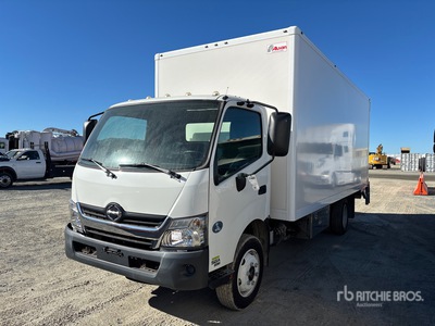 2020 Hino 195H Electric 4x2 Van Truck